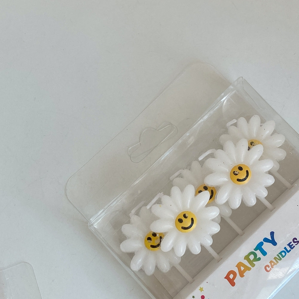 DAISY CANDLE