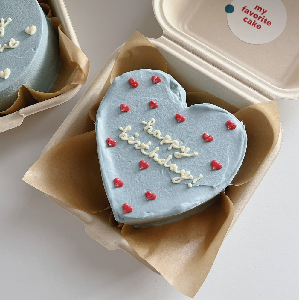 LOVE HEART BOX CAKE