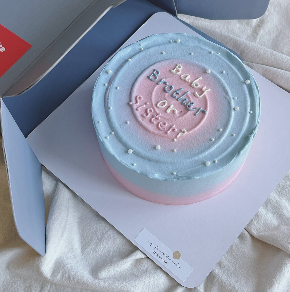 GENDER REVEAL CAKE