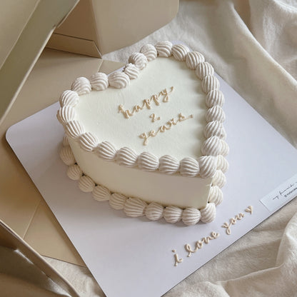 WAVE HEART CAKE