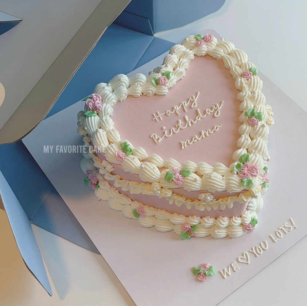 PT's cakes - Flower box birthday cake 💝💝💝 | Facebook